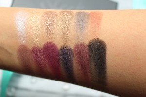 Sleek vintage romance swatches review
