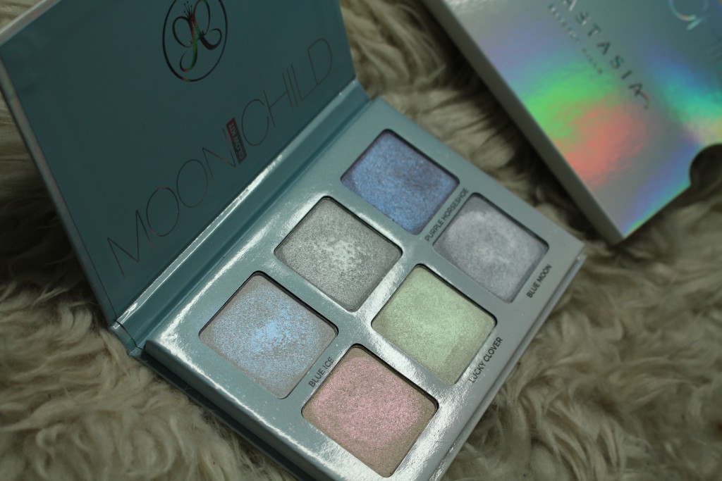 Anastasia Beverly Hills Moonchild Glow Kit review