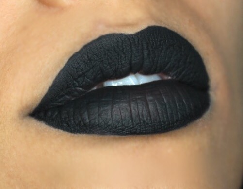 zwarte lipstick hoe dragen