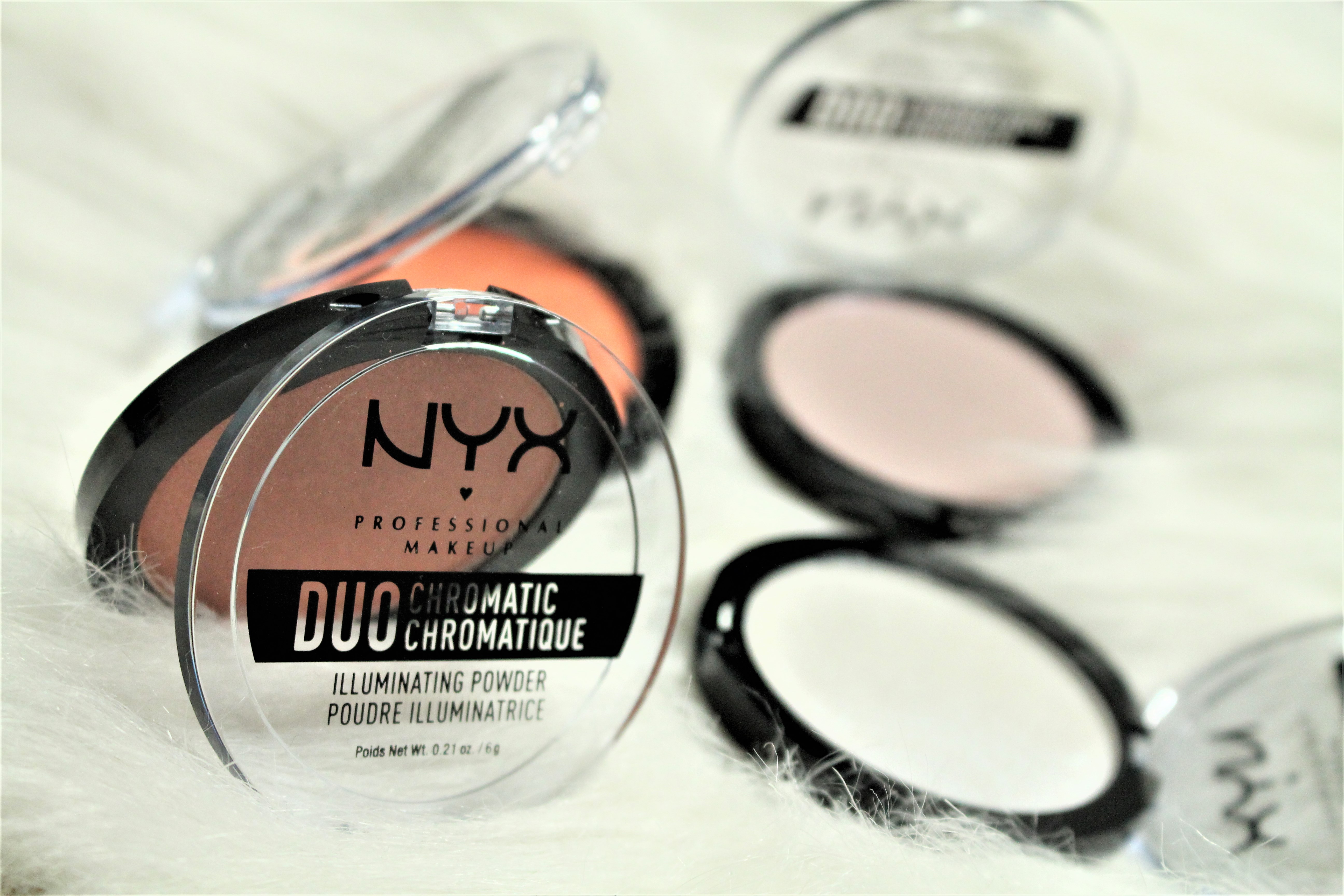 NYX cosmetics duo chromatic illuminating powder review