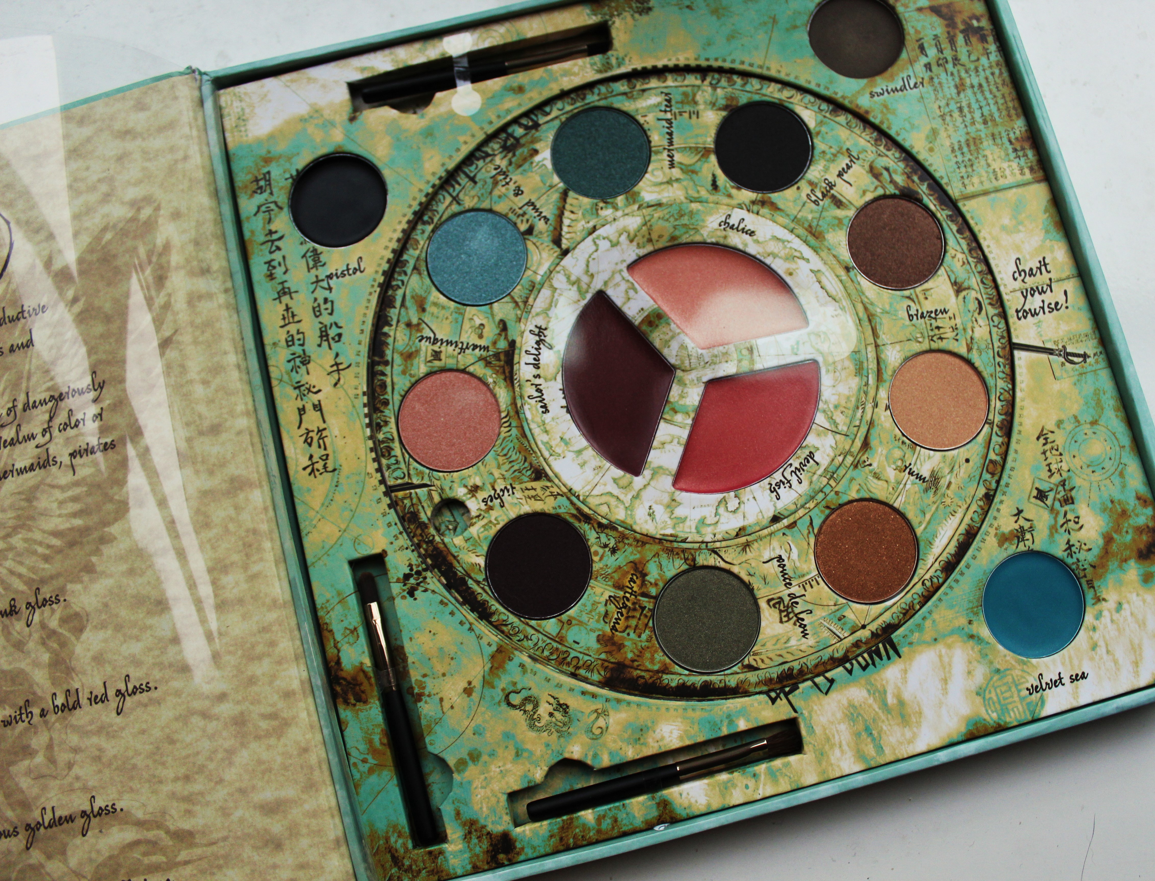 DuWop rotating map palette review+kerstoutfit