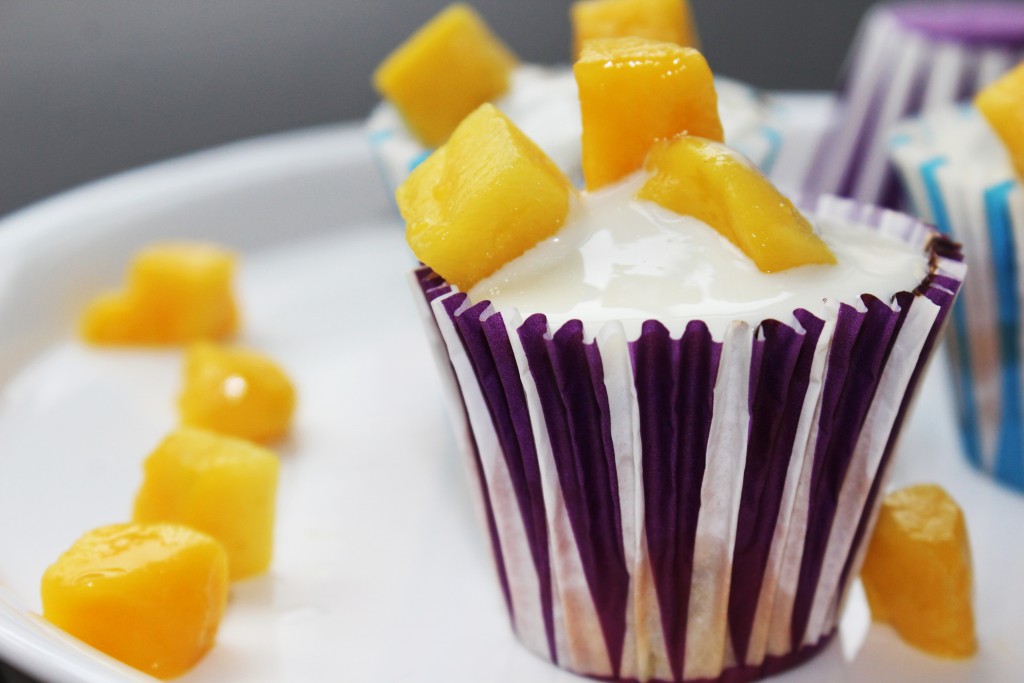 mango cupcakes