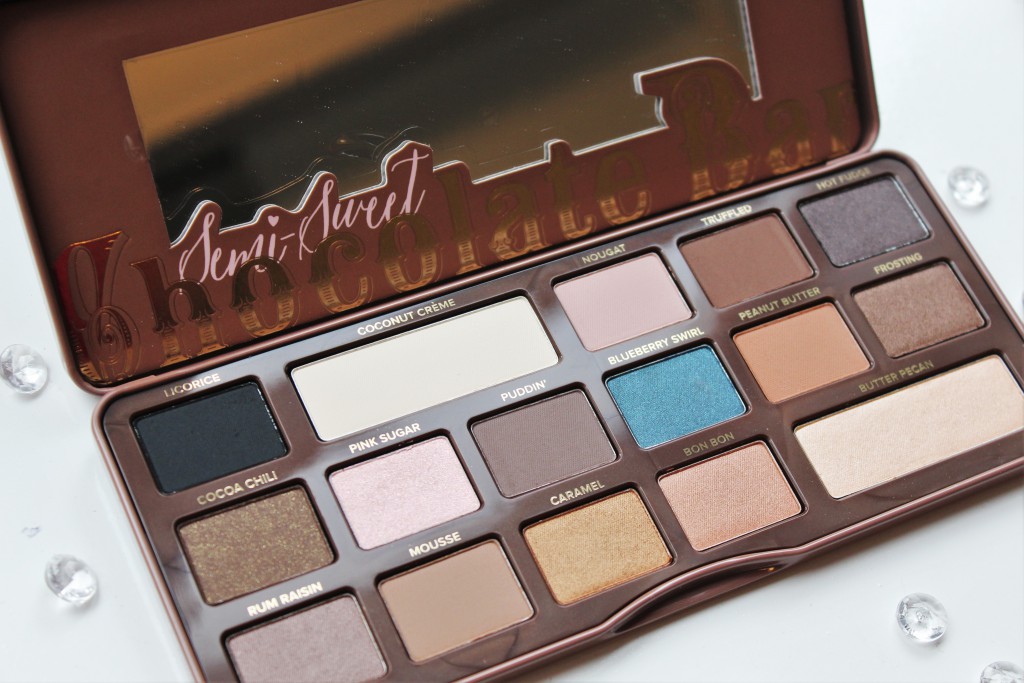 de Too Faced Semi-Sweet Chocolate Bar review