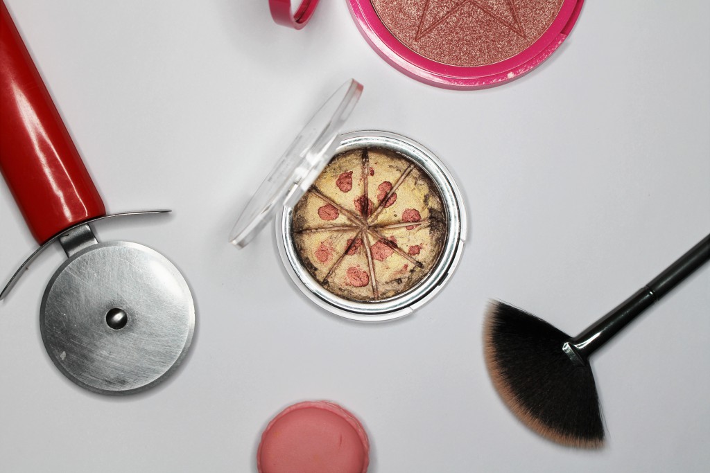 DIY pizza higlighter make-up