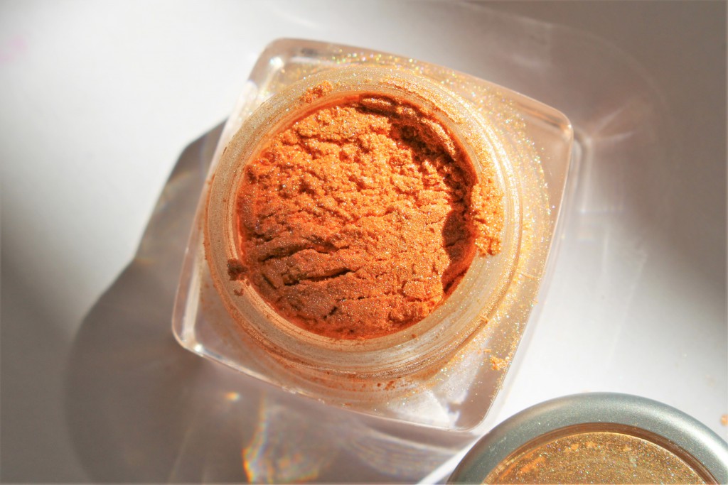 glitterglam cosmetics peach dreams highlighter review