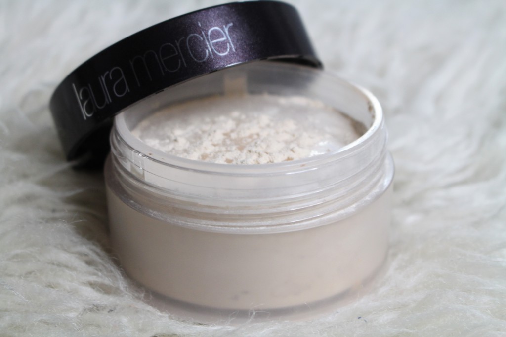 Laura mercier transcluent loose setting powder review