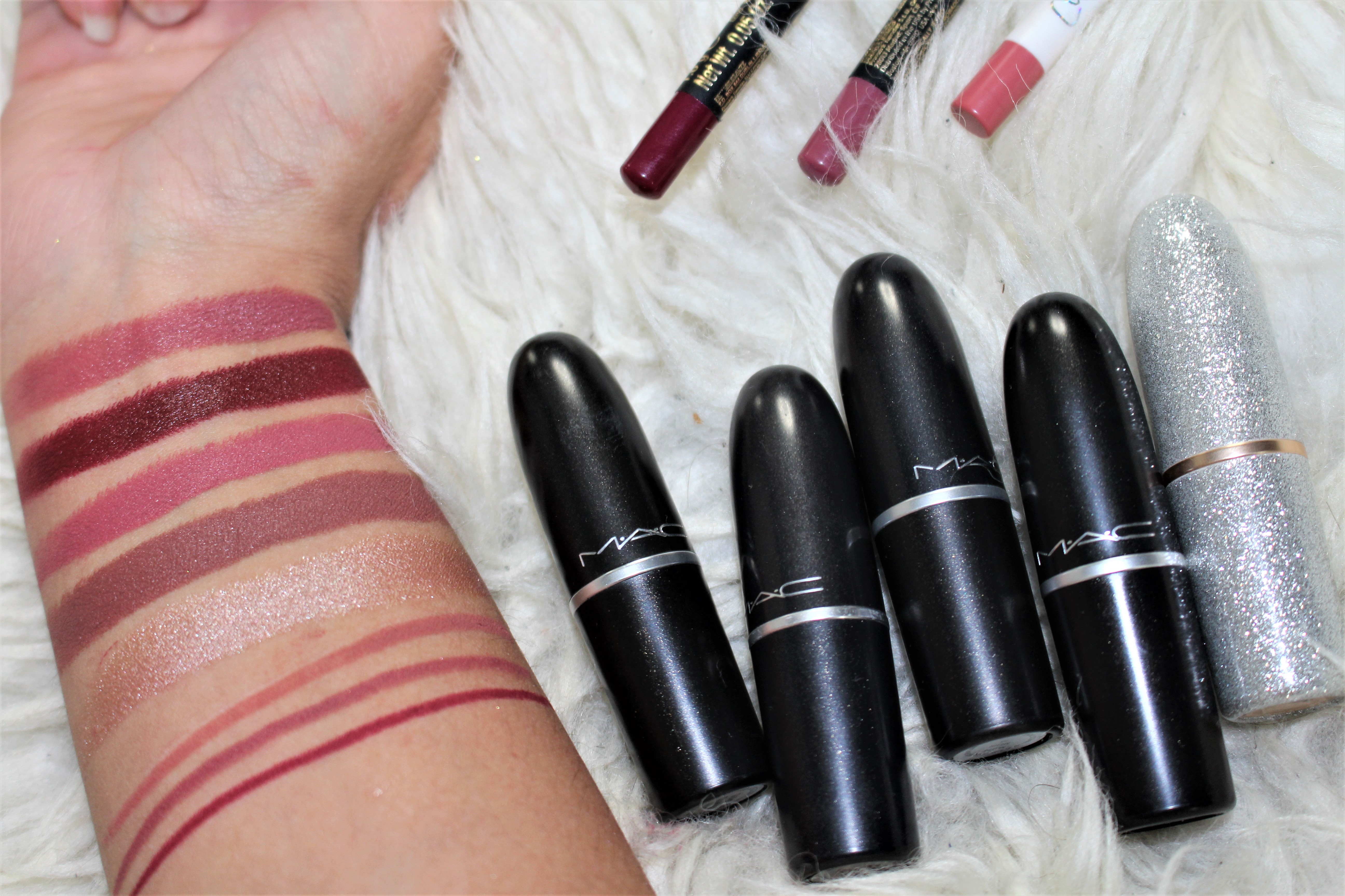 Advent Swatches | MAC lipsticks + goedkope lipliners!