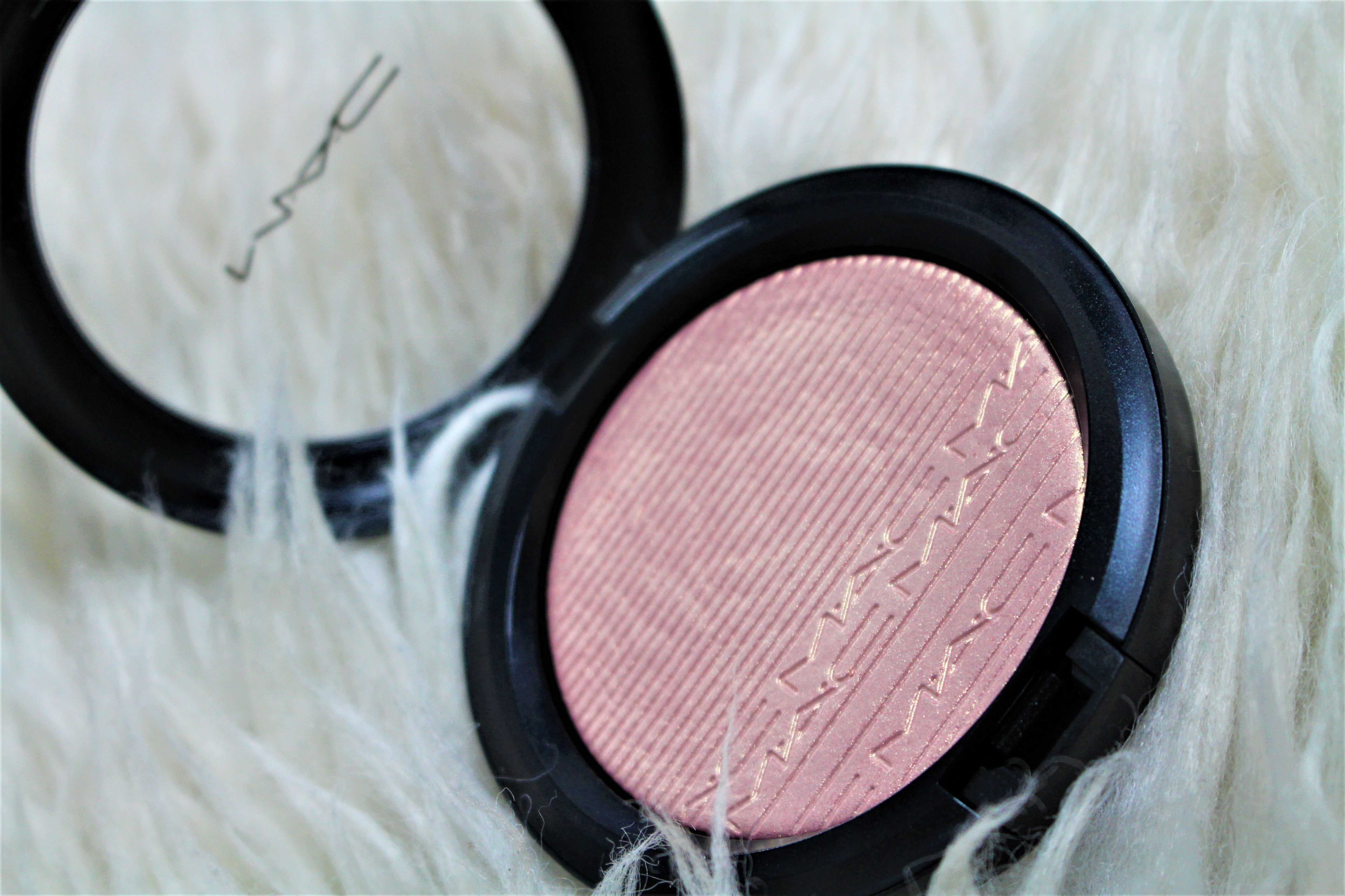 MAC extra dimension skinfinish beaming blush review