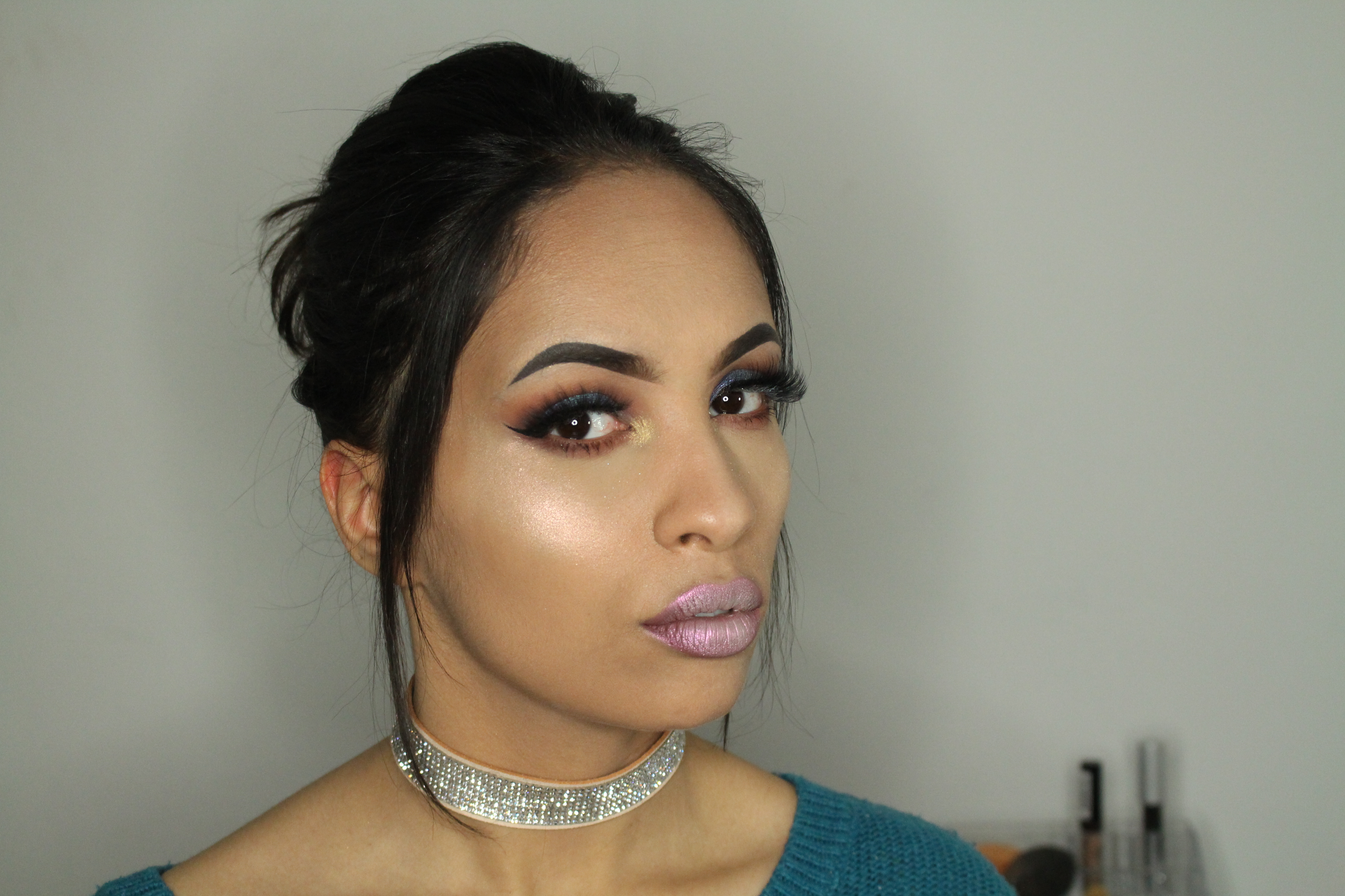 anastasia aurora glow kit look