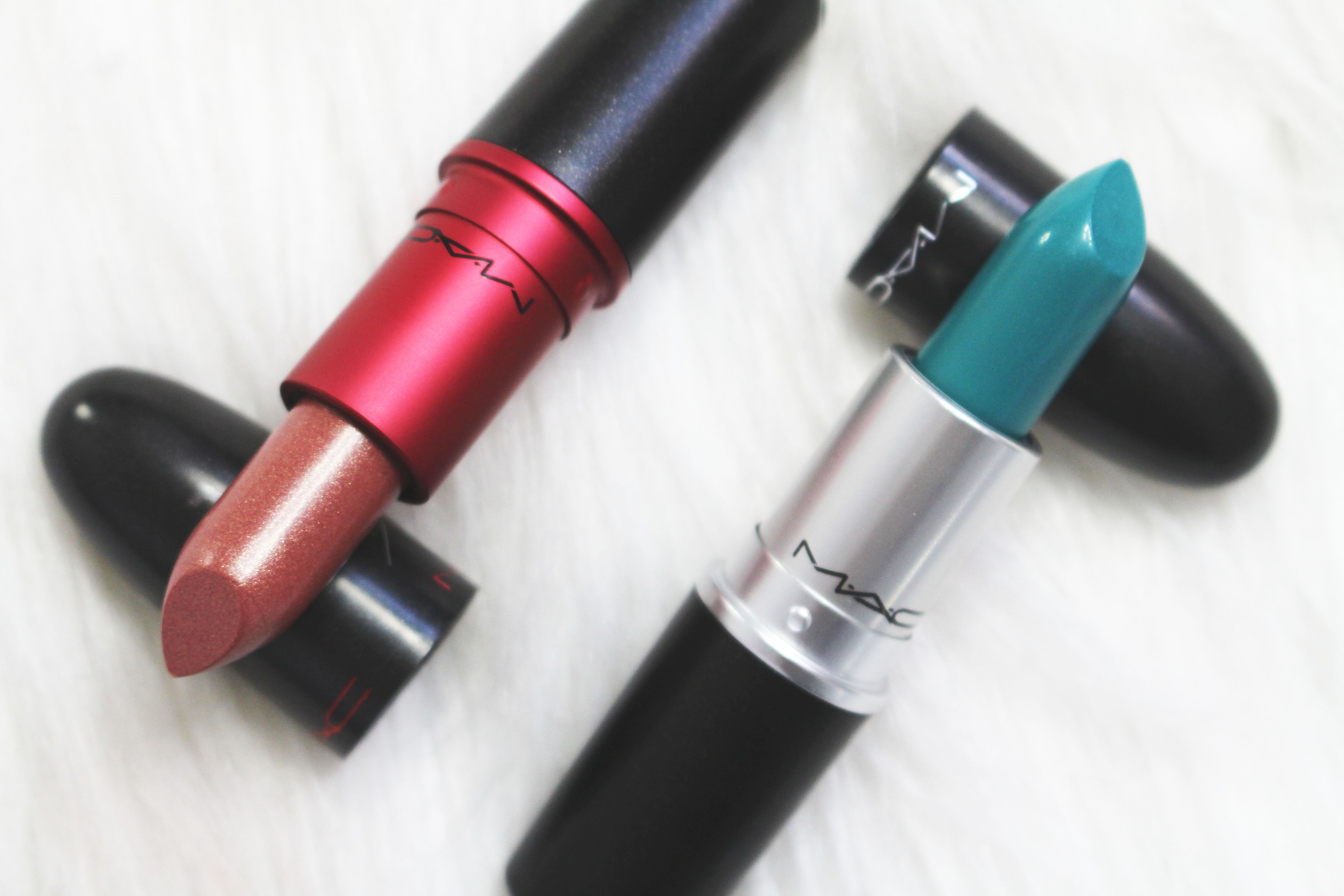 MAC Lipstick review | Viva Glam V & Show and Teal
