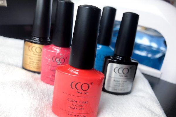 Uitgetest: zelf gellak nagels zetten!