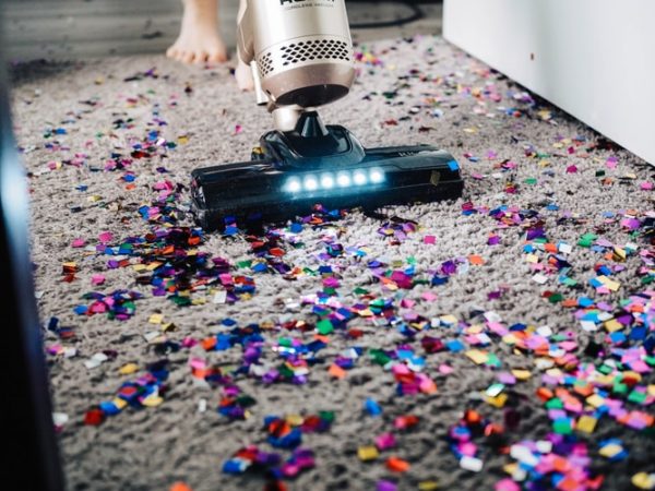 Het leed dat schoonmaken heet: zo maak je het huis makkelijk & snel schoon