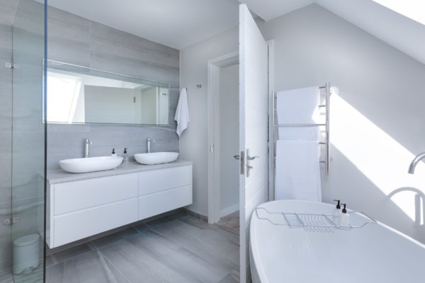 Interieurtips: badkamers om bij weg te dromen