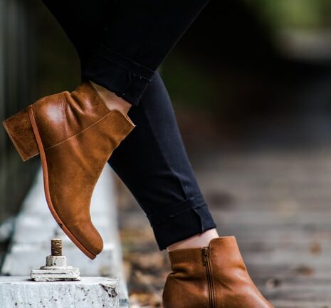 Schoenen voor dames met brede voeten: hoe vind je het perfecte paar?